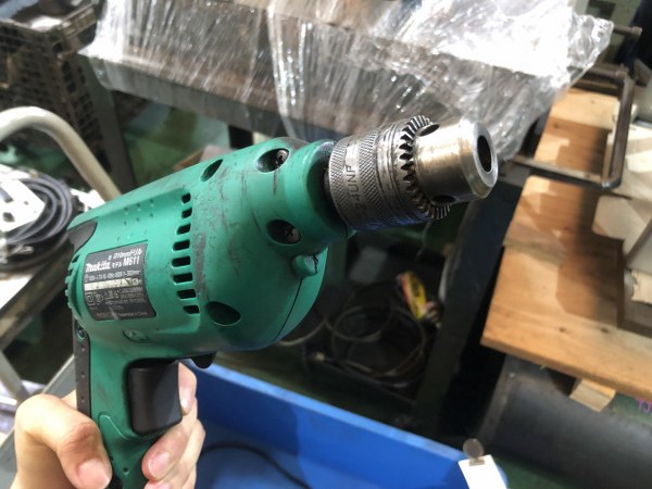 中古お買い得品・1山販売等 【電気ドリル】M611 Makita/マキタ