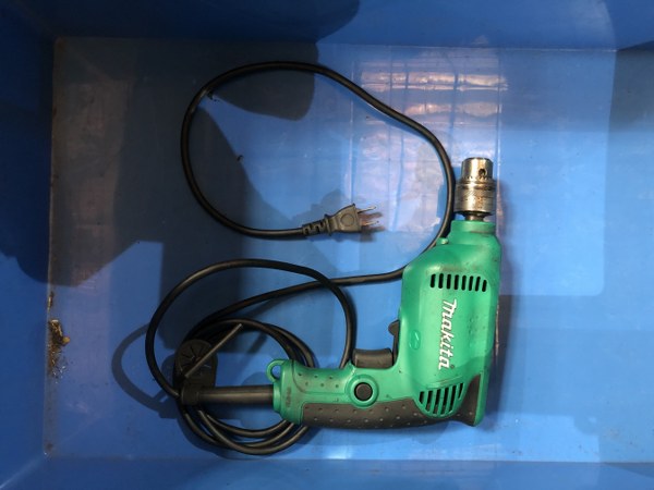 中古お買い得品・1山販売等 【電気ドリル】M611 Makita/マキタ