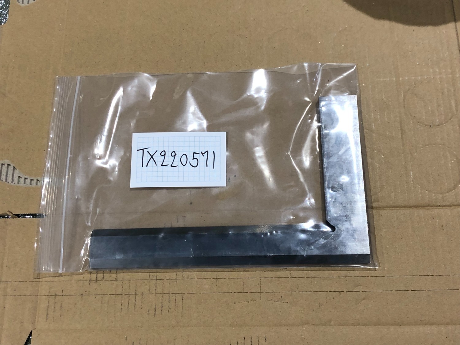 中古その他測定工具・基準器・試験機 【スコヤ】  150x250mm 不明