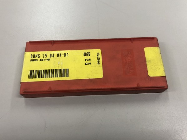 中古インサート（チップ） 【チップ】DNMG 15 04 04-MF（DNMF 431-MF）4025P25K20 サンドビック/Sandvik